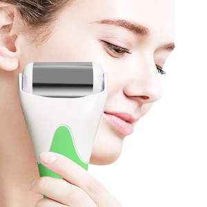 カスタマイズされたクールスキンケアアイ & フェイシャルマッサージャーABS + ステンレス鋼コールドセラピーアイスローラー - Product Image 3