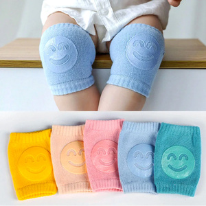 <span class=keywords><strong>Article</strong></span> pour <span class=keywords><strong>bebe</strong></span> bébé produits unisexe rampant protecteur pour enfants kit d'épreuvage de sécurité tout-petits genouillère coude genouillères - Product Image 2