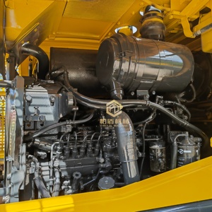 Cargadora de Ruedas Usada Komatsu WA320, 4 Toneladas, Diésel, Cargadora Frontal Amarilla, Equipo de Construcción - Product Image 6