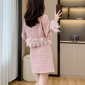 Autunno e inverno leggero <span class=keywords><strong>abbigliamento</strong></span> <span class=keywords><strong>donna</strong></span> di lusso perline per unghie in lana grossolana elegante Set da due pezzi da <span class=keywords><strong>donna</strong></span> - Product Image 6