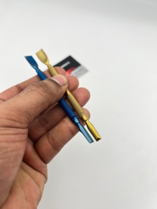 Repousse-cuticules double face en acier inoxydable pour dissolvant de vernis gel, couleur plasma or bleu, avec logo personnalisé, outils d'art de manucure - Product Image 5