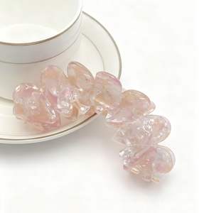 Pinza de Pelo Geométrica de Plástico de 10 cm, de Alta Calidad, para Uso Diario de Mujeres - Product Image 5