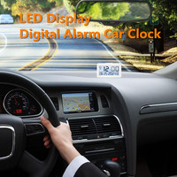 Fonction d'alarme Horloge de bureau et de table pour voiture Affichage LED élégant Horloge numérique montée sur voiture Horloge ABS carrée Anniversaire contemporain