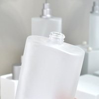 Bouteille en verre vide d'usine pour parfum 30ml 50ml 100ml Vaporisateur de voyage Bouteille de parfum personnalisable Bouteille de parfum personnalisée