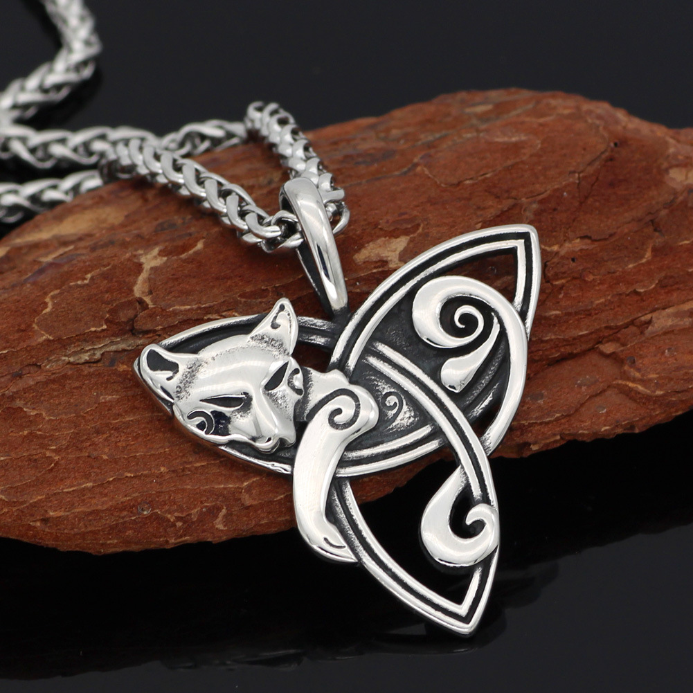 Grote keltische halsketting in sterling zilver - Scarabee sieraden Grote keltische halsketting in sterling zilver - Scarabee sieraden