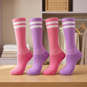 Calcetines Largos de Fútbol Jacquard para Adultos y Niños, Diseño a Rayas de Temporada Primaveral, Transpirables, Antideslizantes, Hasta la Rodilla - Product Image 2