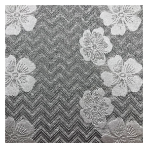 <span class=keywords><strong>2022</strong></span>รูปแบบใหม่ผ้า Jacquard ถัก145gsm เส้นด้ายโลหะย้อมผ้ายืดโพลีเอสเตอร์สำหรับเสื้อผ้า - Product Image 4