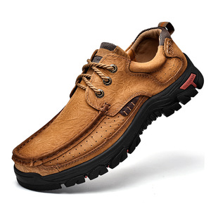 Mocassins pour hommes en cuir PU style rétro britannique, à enfiler, semelle en caoutchouc, doublure en peluche, motif uni, chaussures de conduite décontractées et tendance - Product Image 5