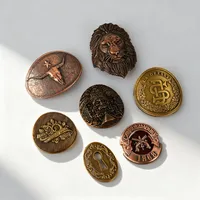 Capsules de parfum en zamac doré fantaisie avec logo en relief pour flacons de parfum en verre, écologiques, durables, design luxueux