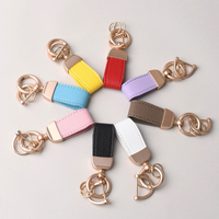 Nouveau style, porte-clés mini macarons colorés en cuir PU, léger et durable, accessoire de voiture, joli pendentif, cadeau pour filles et femmes