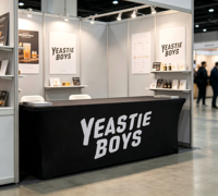 Housse de table élastique en tissu Fitten personnalisée avec impression de marque pour stand d'exposition