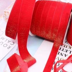 Ruban rouge en velours doré 25687, rubans décoratifs de Noël pour la confection de cadeaux et les projets de bricolage festifs - Product Image 2