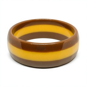 Best Quality Resin <b>Bangle</b> <b>Bracelet</b> Classic & Vintage Stylish With White Stripe Round Handmade Jewelry For Wedding Party Woman - Product Image 6
