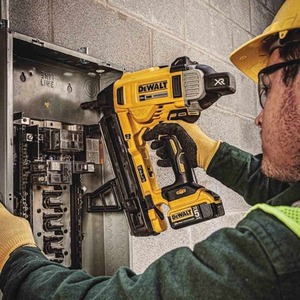 Clavadora de Concreto Inalámbrica DCN890N 20V MAX XR sin Escobillas, 13-57mm, 3 Velocidades - Product Image 5