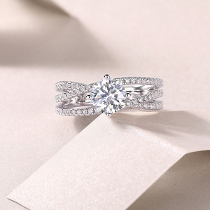 แหวนหมั้นเพชร Eternity Diamond เงินแท้ 925 ประดับมอสซาไนต์ สำหรับผู้หญิง ดีไซน์ทันสมัย ผลิตเครื่องประดับตามสั่ง แหวนมอสซาไนต์ 0.8 กะรัต - Product Image 1