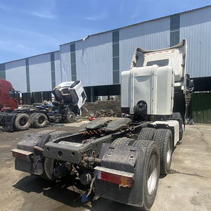 Camions d'occasion Sinotruk HOWO T7H Sitrak Camc 6X4 CNG, <span class=keywords><strong>Tracteur</strong></span> routier à bas prix, 10 pneus, 430 CV, <span class=keywords><strong>pont</strong></span> à suspension pneumatique, Camion CNG à vendre - Product Image 3