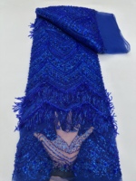 Tissu en dentelle bleu de luxe brodé de fleurs avec perles et sequins, écologique