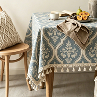 Nappe en coton style campagnard avec motif floral élégant et franges