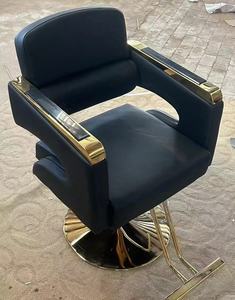Sillón de Barbería Hidráulico de Cuero Sintético Negro de Alta Gama, Superventas, Duradero, con Rotación de 360 Grados y Ajuste de Altura, Moderno - Product Image 3