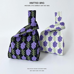 Borsa a tracolla/gilet da donna in poliestere a forma di cuore femminile con blocchi di nicchia - Product Image 3