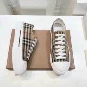 2026 <b>Top</b> Quality Designer Shoes Men's Original Luxury Shoes Women Sneakers Men High Quality Popular Designer Shoes - Product Image 5