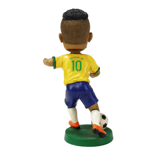 Personalizada al por mayor resina jugador <span class=keywords><strong>de</strong></span> fútbol Bobblehead resina artesanía estatuilla fútbol estrella recuerdo ornamento decoración del hogar regalo - Product Image 4