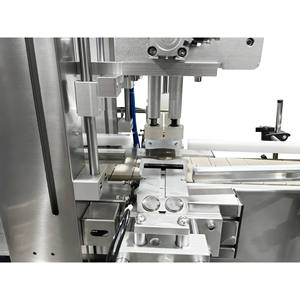 Máquina de llenado y tapado automático con bomba magnética para botellas, alta precisión, accionamiento neumático, control PLC - Product Image 5