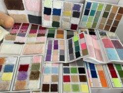 Fabricante de Osos de Peluche Personalizados con MOQ Bajo, Rellenos de Algodón PP, con Camiseta con Logotipo de la Empresa, para Regalos Corporativos - Product Image 6