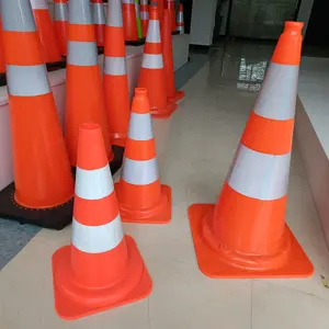 安全衝突防止バケット、プラスチック製道路バリケード、ホンチャオ製、屋外用、黄色、簡単に組み立て可能 - Product Image 1