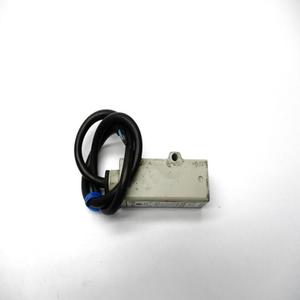 Controlador de programación PLC de automatización Industrial de almacén listo original Nuevo de 2017 - Product Image 1
