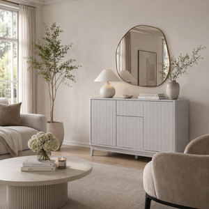Buffet moderne en bois blanc côtelé avec rangement à ouverture par pression pour salon et salle à manger - Product Image 3