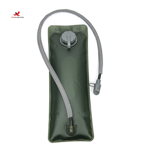กระเป๋าเป้น้ำแบบยุทธวิธี 2.5/3 ลิตร ป้องกันการรั่วซึม พร้อมท่อฉนวนกันความร้อน สำหรับการเอาชีวิตรอดกลางแจ้ง GZ RTS สั่งซื้อแบบคละจำนวนมาก - Product Image 1