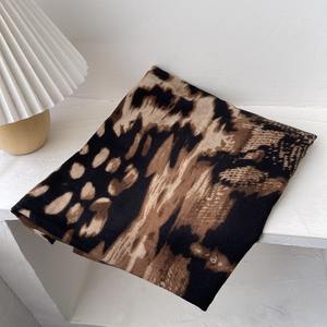 Nouveau élégant Super doux décontracté Vintage imprimé serpent écharpe hiver pour dames châles pour femmes hiver pull sur châle - Product Image 6