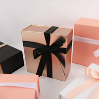 Artisanat rectangulaire unique empaquetant la boîte de luxe de carton dur blanc pour le cadeau