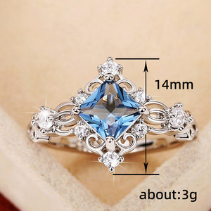 Anello Elegante con Design a Rombi Blu per Donne - Product Image 6