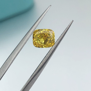 メッシ ジュエリー ラボで作られたダイヤモンド ファンシービビッドイエロー クッションカット HPHT CVD ラボグロウンダイヤモンド イエロー - Product Image 4