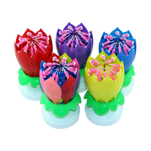 Bougie musicale d'anniversaire en forme de fleur de lotus magique avec fonction de lecture automatique en cire de paraffine pour Pâques, le Nouvel An, les fêtes et la décoration intérieure - Product Image 2