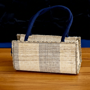 Sac à main en paille de banane tissé à la main, pochette naturelle pour femme, structurée, avec fermeture éclair, boutons et chaînes, pour usage quotidien et voyage, compacte - Product Image 1