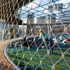 <span class=keywords><strong>Filet</strong></span> <span class=keywords><strong>de</strong></span> corde en acier inoxydable <span class=keywords><strong>de</strong></span> haute qualité pour une installation facile Coupe personnalisée pour protéger la maille <span class=keywords><strong>de</strong></span> corde <span class=keywords><strong>de</strong></span> projecteurs <span class=keywords><strong>de</strong></span> bateau <span class=keywords><strong>de</strong></span> pêche - Product Image 5