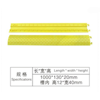 Ralentisseur de vitesse monobloc en plastique robuste Xinhong avec canal de 105 mm, 1000x252x35 mm, rampe antidérapante portable pour entrepôt en béton