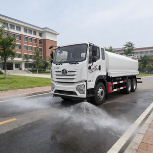 Camión Cisterna Multifuncional FAW 6x4 de 20m³ Directo de Fábrica, Camión Cisterna de Agua con Aspersor Diésel para Limpieza de Carreteras - Product Image 5