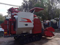 Moissonneuse-batteuse agricole à prix d'usine RG108 RG108AC RG108T 100-110HP pour l'Afrique