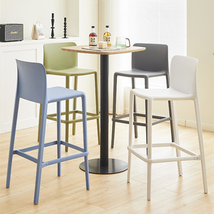 Sgabello da Bar Moderno Minimalista Nordico, Sgabello Alto in <span class=keywords><strong>Plastica</strong></span> Rinforzata per Uso Domestico in <span class=keywords><strong>Cucina</strong></span>, Soggiorno, Hotel, Officine - Product Image 2