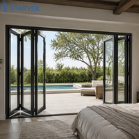 Portes pliantes en aluminium certifiées AS2047 pour chambre et patio, avec grand double vitrage trempé pour espaces extérieurs modernes