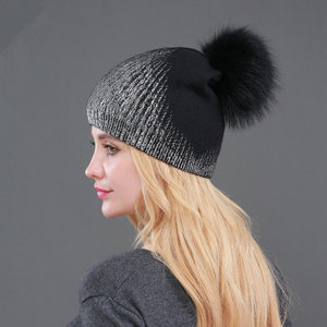 2024 hiver chaud laine tricoté chapeau femmes chaud or argent chapellerie boule de poils <span class=keywords><strong>fourrure</strong></span> haute qualité laine Slough <span class=keywords><strong>pompon</strong></span> chapeau - Product Image 3