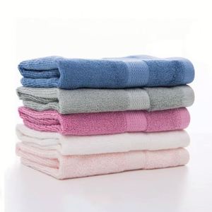 Ensemble de 4 serviettes pour le visage Sue Rossi en coton peigné égyptien 30 cm x 30 cm, très douces, absorbantes, séchage rapide, 600 g/m², démaquillantes, bleu marine - Product Image 3