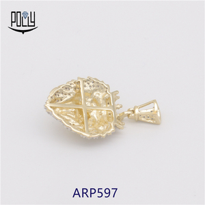 Grosir liontin kepala singa bermahkota micro-pave dua warna perhiasan Hip Hop perak Sterling <span class=keywords><strong>Ice</strong></span> Out Untuk jimat liontin - Product Image 4