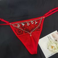 Vente chaude, lingerie sexy pour femmes, string noir avec pendentif en métal en forme de lettre, chaîne de luxe