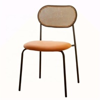Chaise de salle à manger de style nordique moderne, siège en cuir et dossier en rotin canné, empilable, pour la maison, le bureau, l'hôtel, le restaurant