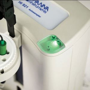 Muestreador Automático HI921 de Hanna Instruments para Titulador Potenciométrico Automático - Product Image 4